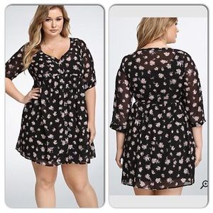 Torrid floral chiffon shirt dress, sz 2